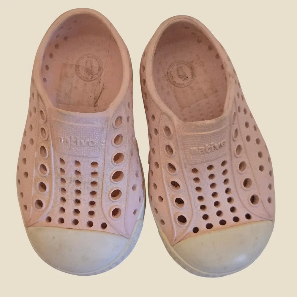 Native Jefferson Toddler Shoes Size C4 Petal Pink Slip On EVA Water Shoes